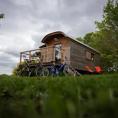 Ferme De Pitoue * Campbon