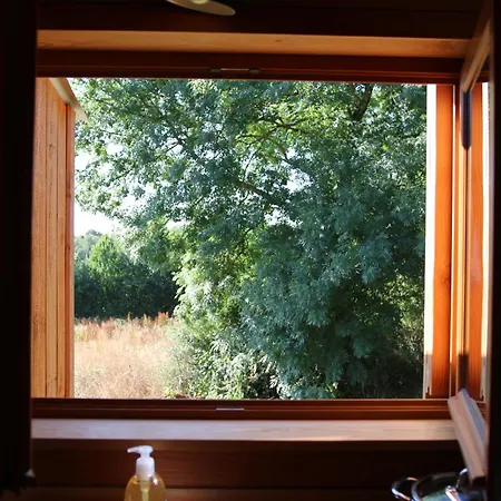 Gospodarstwo agroturystyczne Ferme De Pitoue